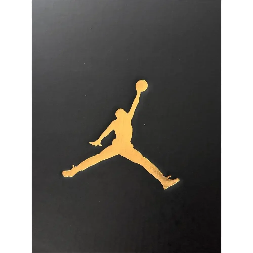 Jordan Men's Camo Maxin 200 in Multiple Sizes.